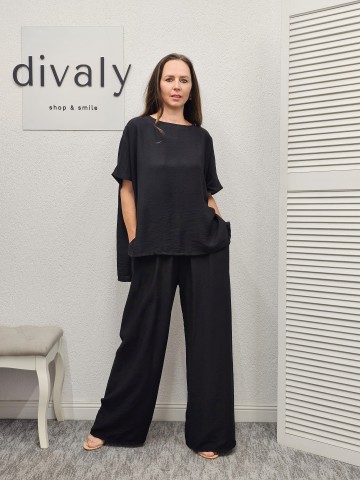 COMPLEU IN BLACK