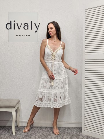 ROCHIE ELISA WHITE